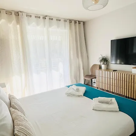 Oasistay شقة